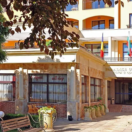 Kris At Paradise Park Lejlighedshotel Golden Sands