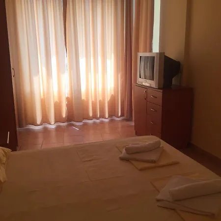 Kris At Paradise Park Lejlighedshotel 4*