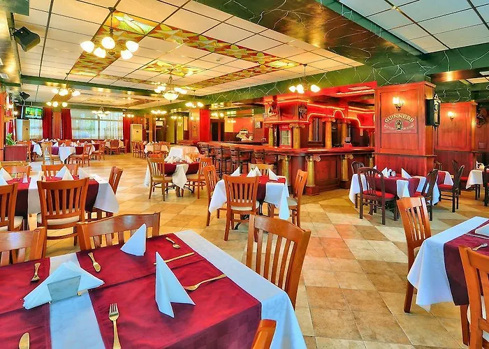 Kris At Paradise Park 金沙