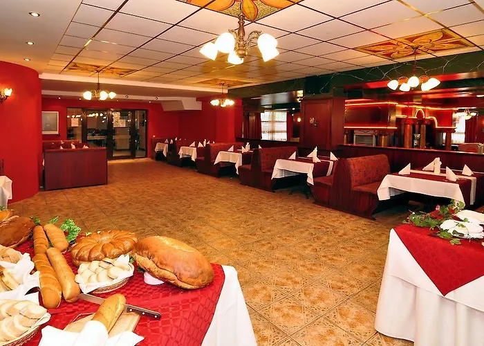 Kris At Paradise Park 公寓式酒店 4*