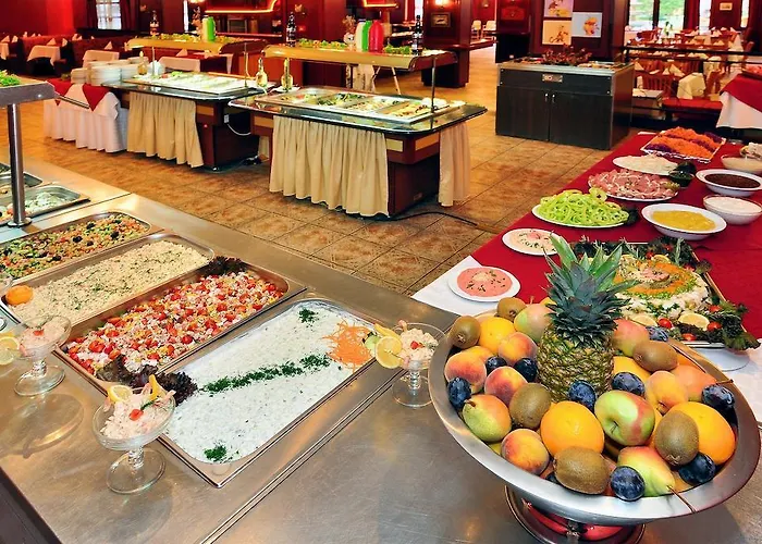 Kris At Paradise Park Lägenhetshotell Golden Sands